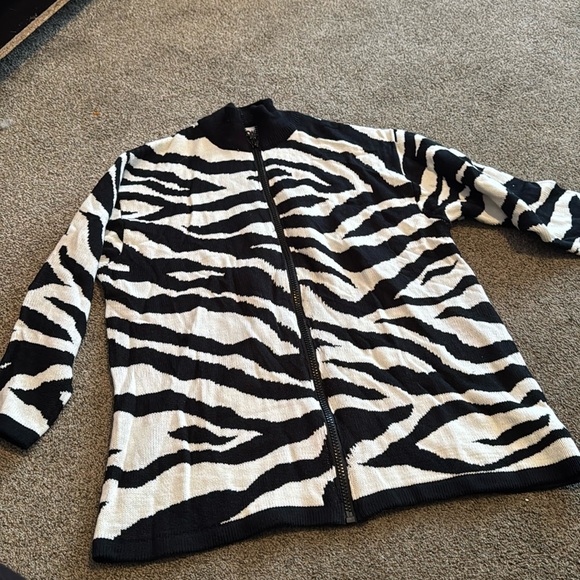 🎄SWEATER🎄 - Picture 1 of 7